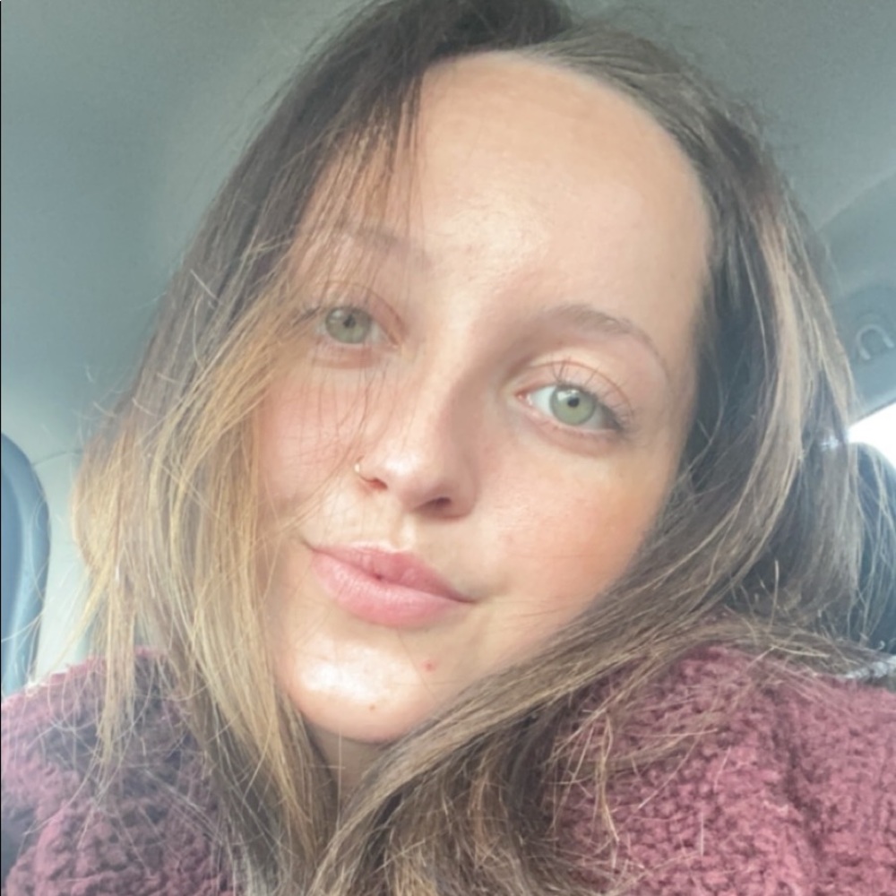 Meet your Posher, Gabby